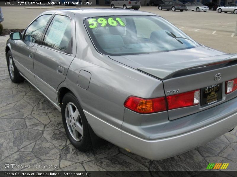 Antique Sage Pearl / Gray 2001 Toyota Camry LE