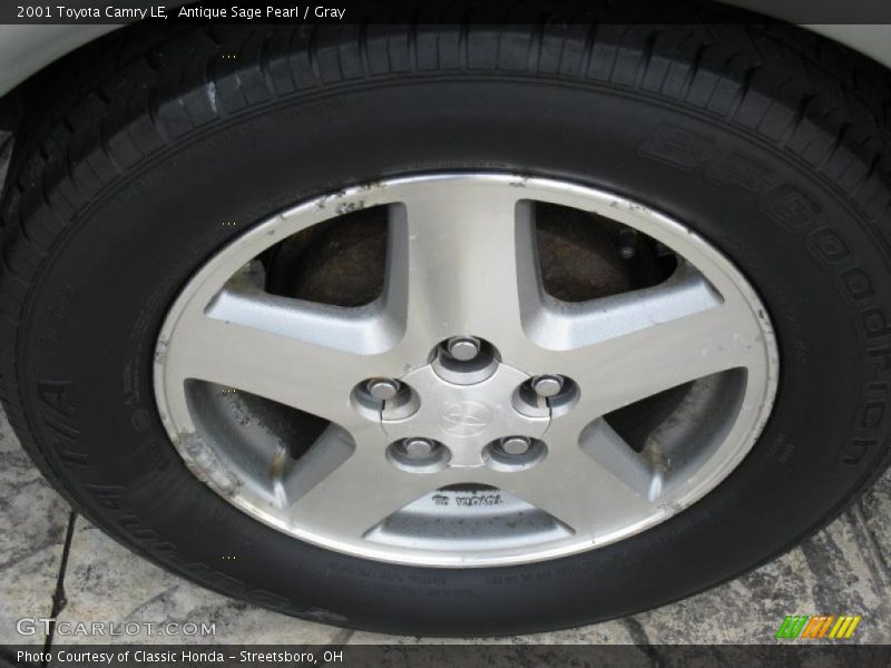 Antique Sage Pearl / Gray 2001 Toyota Camry LE