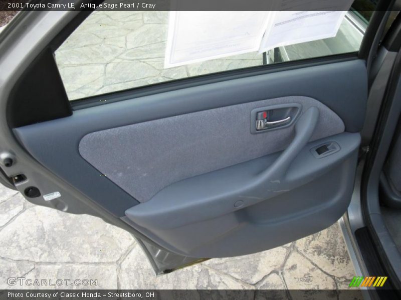 Antique Sage Pearl / Gray 2001 Toyota Camry LE
