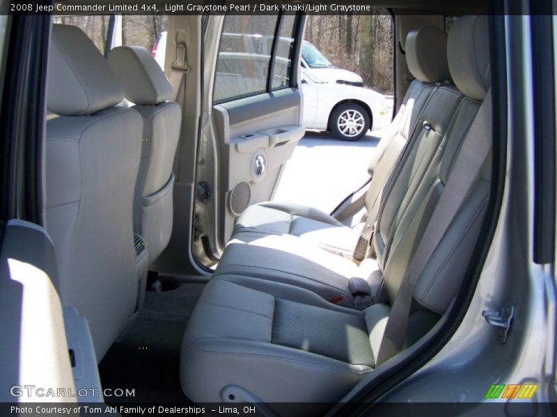 Light Graystone Pearl / Dark Khaki/Light Graystone 2008 Jeep Commander Limited 4x4
