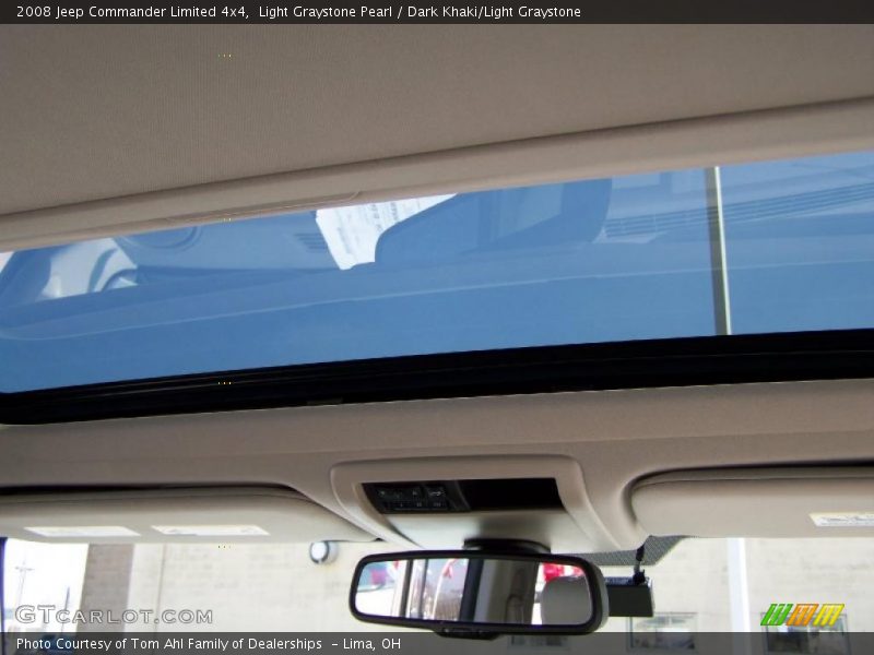 Light Graystone Pearl / Dark Khaki/Light Graystone 2008 Jeep Commander Limited 4x4