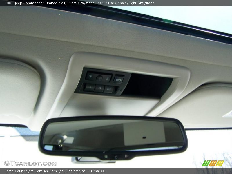 Light Graystone Pearl / Dark Khaki/Light Graystone 2008 Jeep Commander Limited 4x4