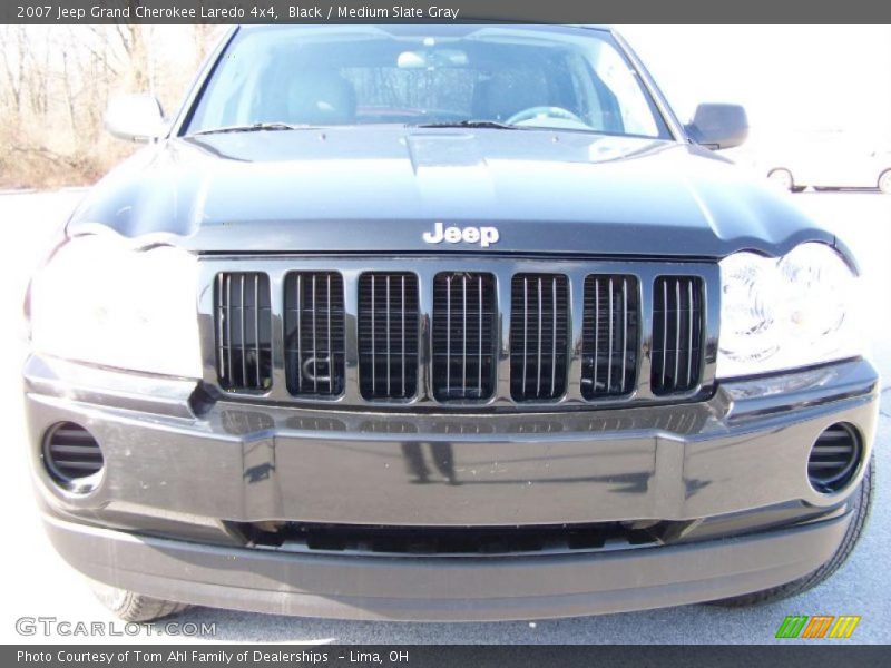 Black / Medium Slate Gray 2007 Jeep Grand Cherokee Laredo 4x4