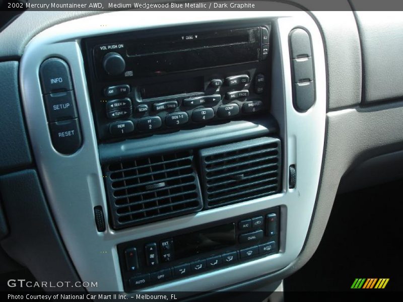 Medium Wedgewood Blue Metallic / Dark Graphite 2002 Mercury Mountaineer AWD
