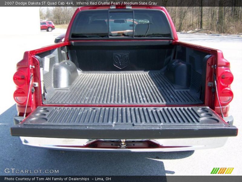 Inferno Red Crystal Pearl / Medium Slate Gray 2007 Dodge Dakota ST Quad Cab 4x4