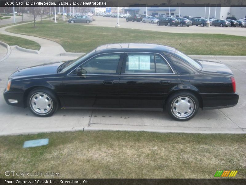 Sable Black / Neutral Shale 2000 Cadillac DeVille Sedan
