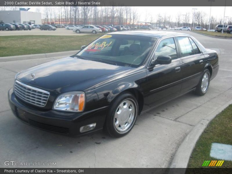 Sable Black / Neutral Shale 2000 Cadillac DeVille Sedan