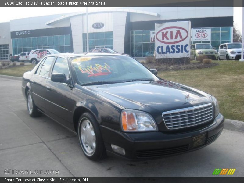 Sable Black / Neutral Shale 2000 Cadillac DeVille Sedan