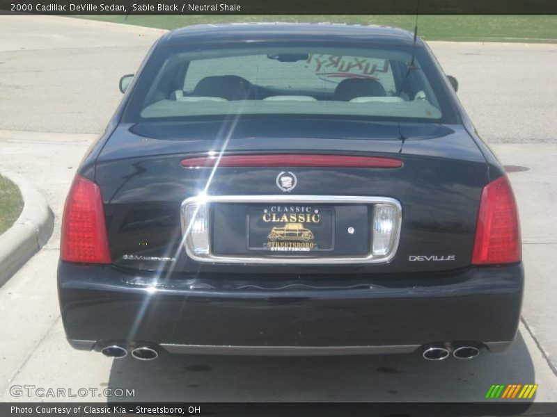 Sable Black / Neutral Shale 2000 Cadillac DeVille Sedan