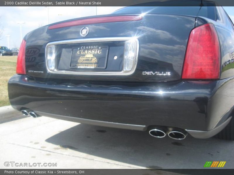 Sable Black / Neutral Shale 2000 Cadillac DeVille Sedan