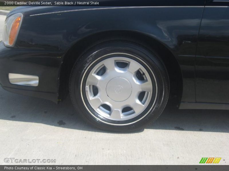 Sable Black / Neutral Shale 2000 Cadillac DeVille Sedan