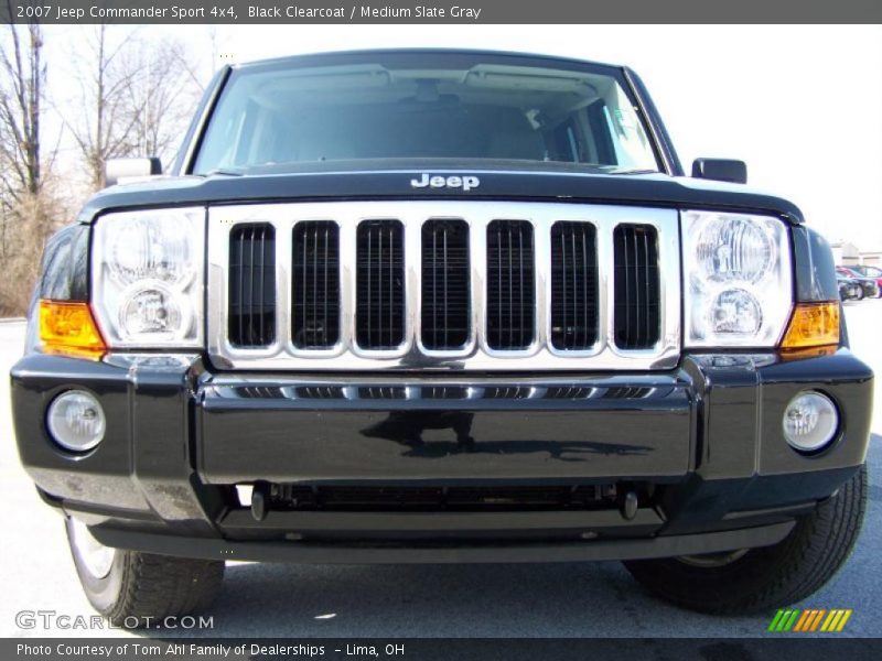 Black Clearcoat / Medium Slate Gray 2007 Jeep Commander Sport 4x4
