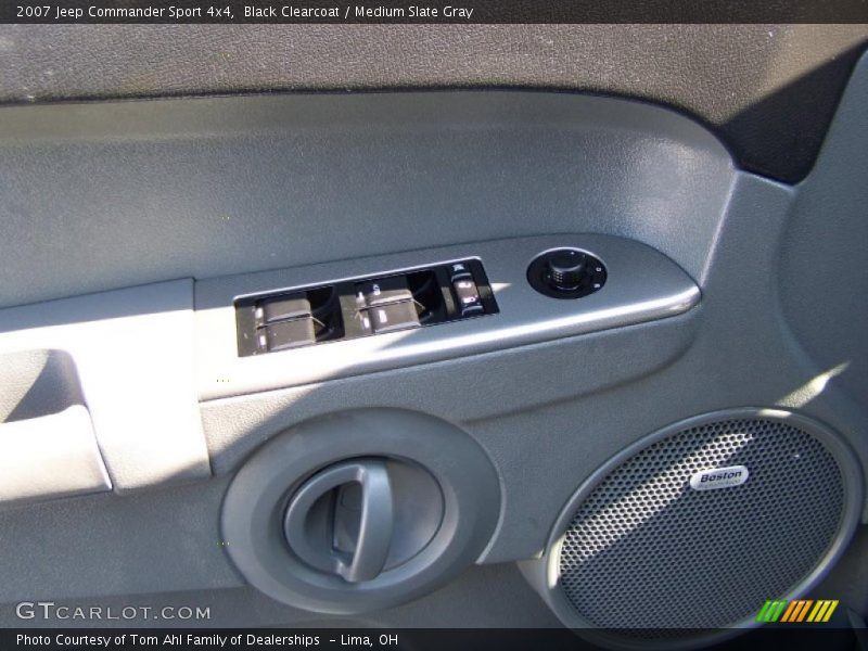 Black Clearcoat / Medium Slate Gray 2007 Jeep Commander Sport 4x4