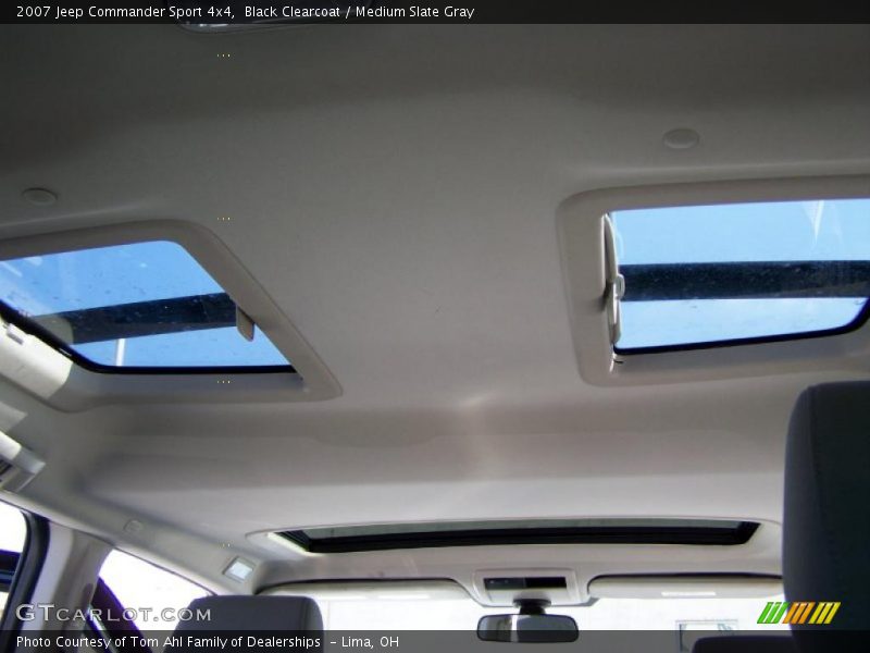 Black Clearcoat / Medium Slate Gray 2007 Jeep Commander Sport 4x4