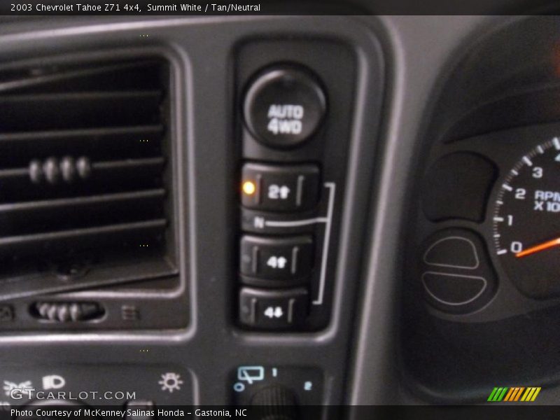 Summit White / Tan/Neutral 2003 Chevrolet Tahoe Z71 4x4