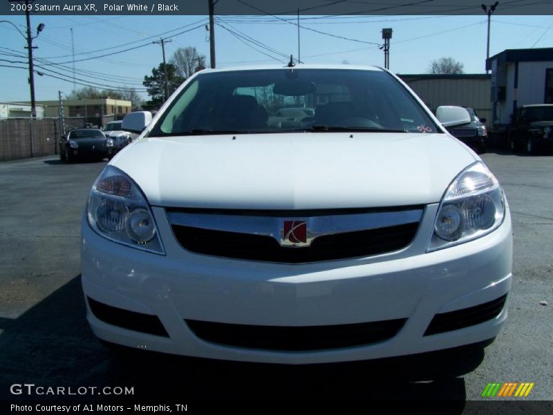 Polar White / Black 2009 Saturn Aura XR