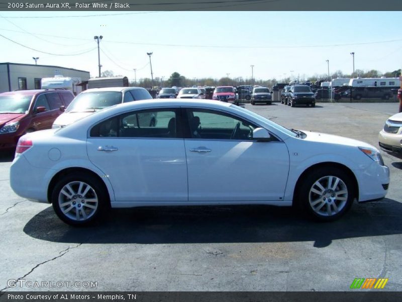 Polar White / Black 2009 Saturn Aura XR