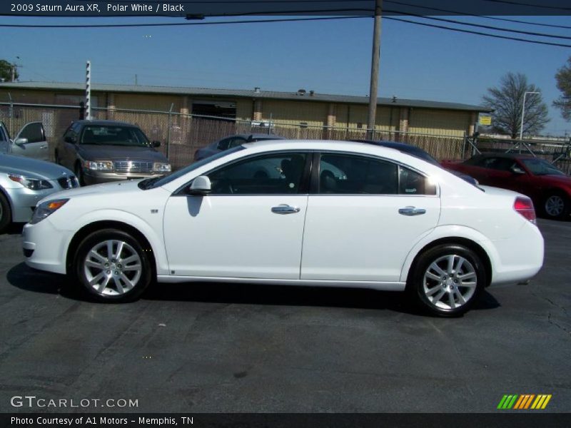 Polar White / Black 2009 Saturn Aura XR