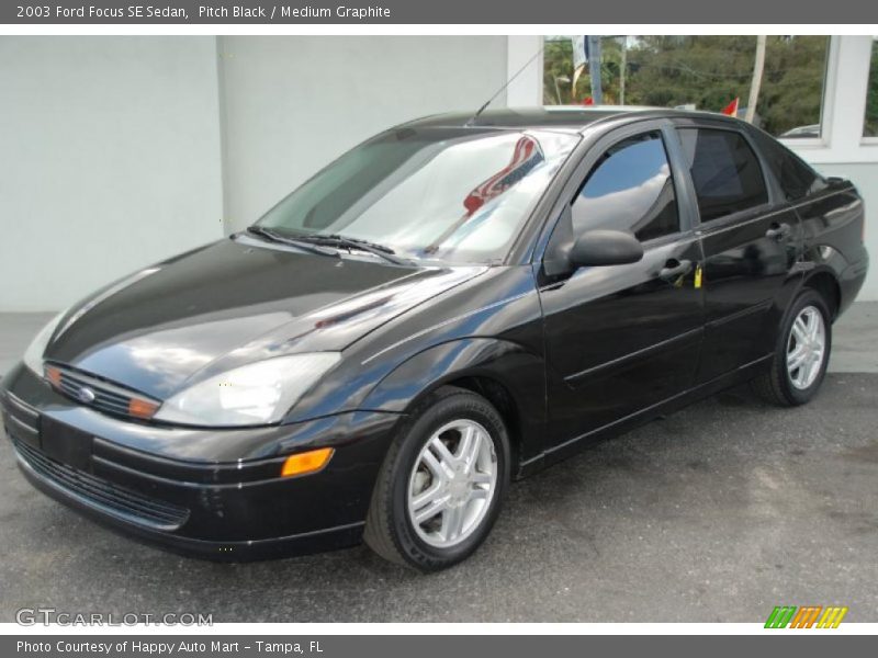 Pitch Black / Medium Graphite 2003 Ford Focus SE Sedan