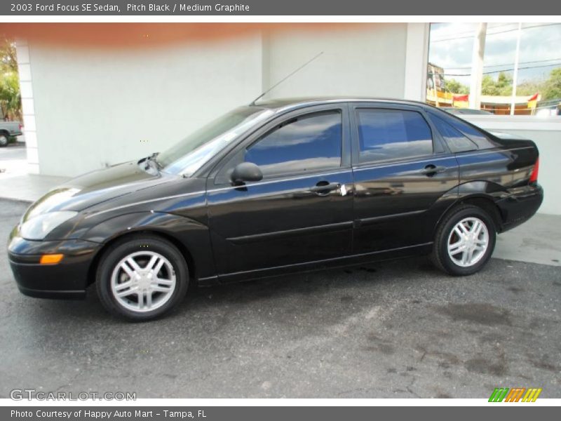 Pitch Black / Medium Graphite 2003 Ford Focus SE Sedan