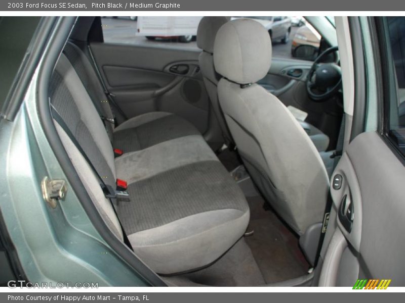 Pitch Black / Medium Graphite 2003 Ford Focus SE Sedan
