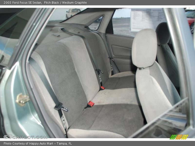 Pitch Black / Medium Graphite 2003 Ford Focus SE Sedan