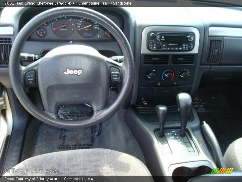 Champagne Pearl / Sandstone 2001 Jeep Grand Cherokee Laredo 4x4