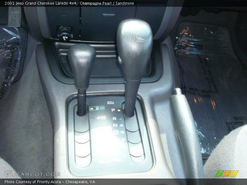 Champagne Pearl / Sandstone 2001 Jeep Grand Cherokee Laredo 4x4
