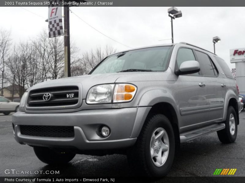 Silver Sky Metallic / Charcoal 2001 Toyota Sequoia SR5 4x4