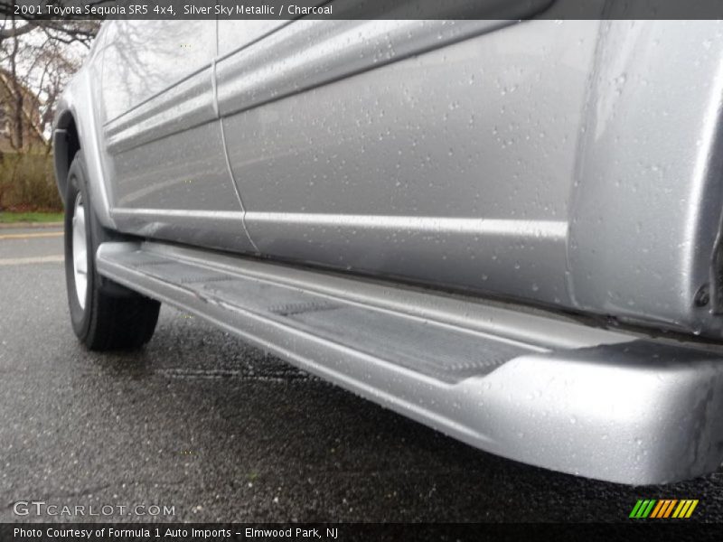 Silver Sky Metallic / Charcoal 2001 Toyota Sequoia SR5 4x4