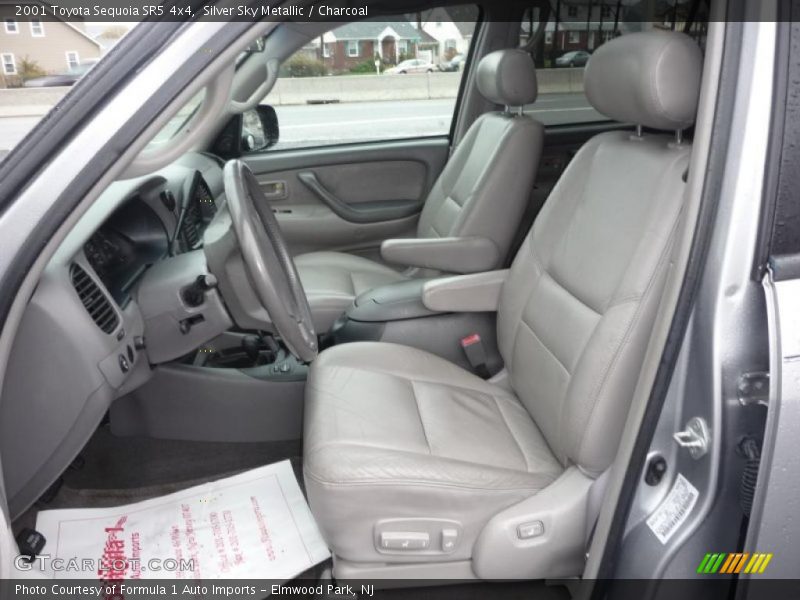 Silver Sky Metallic / Charcoal 2001 Toyota Sequoia SR5 4x4