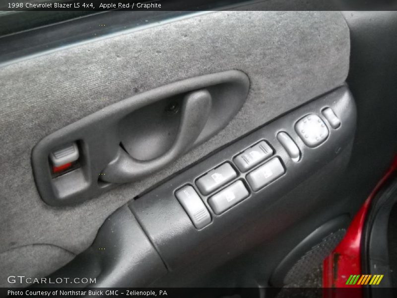 Apple Red / Graphite 1998 Chevrolet Blazer LS 4x4