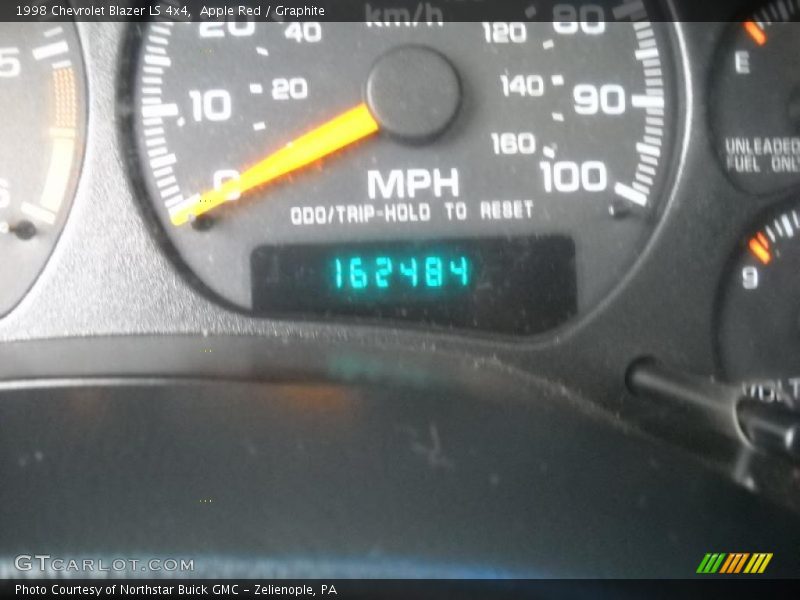 Apple Red / Graphite 1998 Chevrolet Blazer LS 4x4