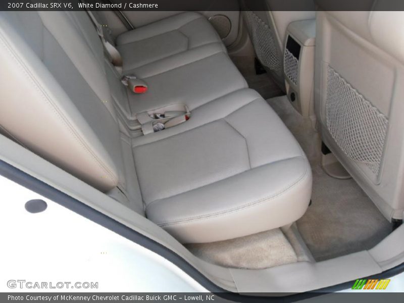 White Diamond / Cashmere 2007 Cadillac SRX V6