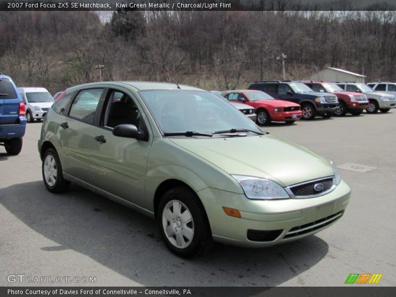 Kiwi Green Metallic / Charcoal/Light Flint 2007 Ford Focus ZX5 SE Hatchback