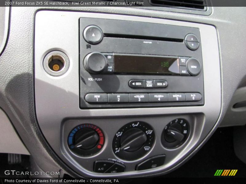 Kiwi Green Metallic / Charcoal/Light Flint 2007 Ford Focus ZX5 SE Hatchback