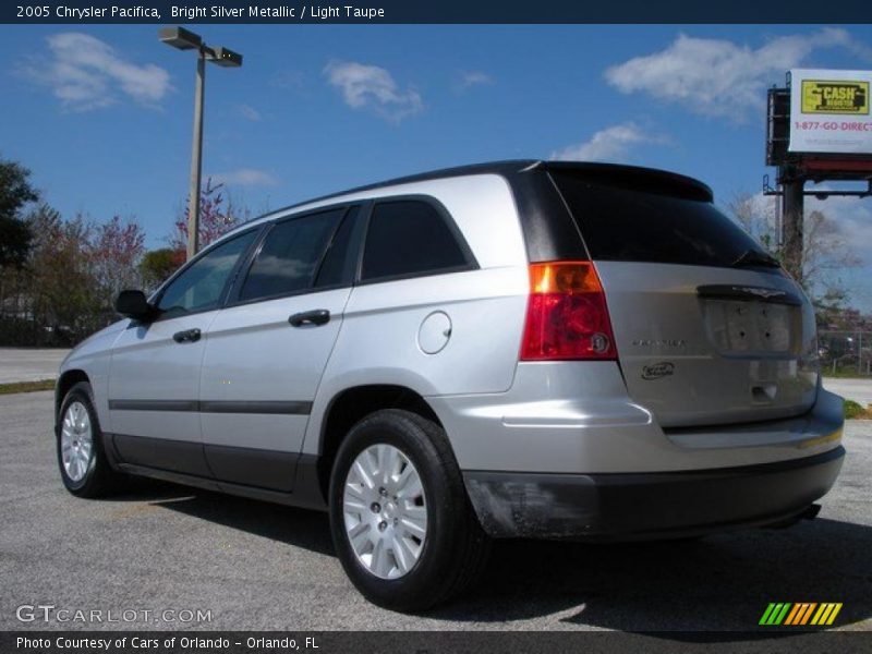 Bright Silver Metallic / Light Taupe 2005 Chrysler Pacifica