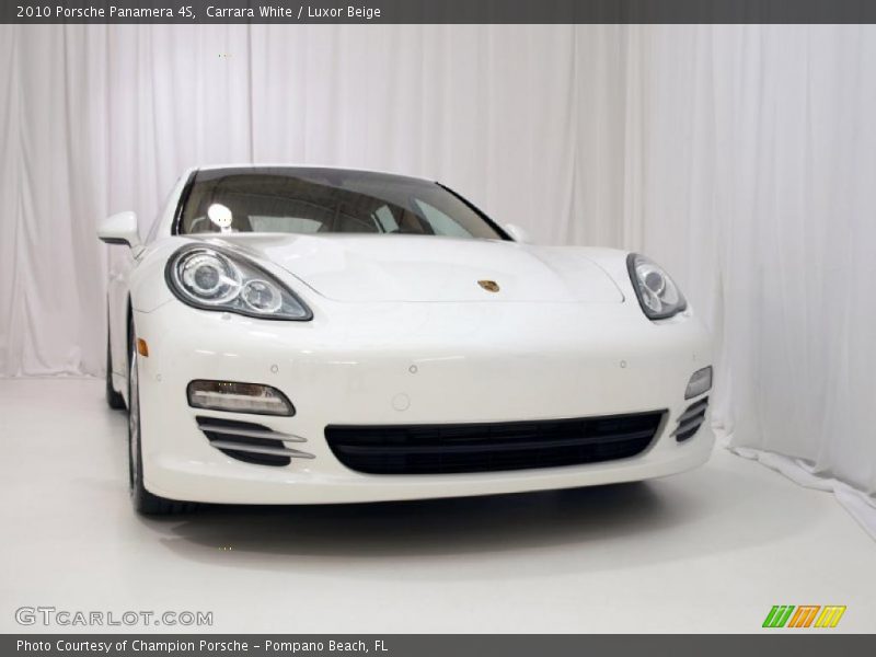 Carrara White / Luxor Beige 2010 Porsche Panamera 4S