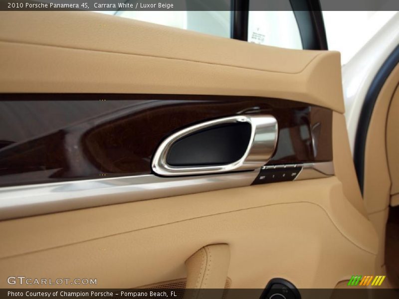 Carrara White / Luxor Beige 2010 Porsche Panamera 4S