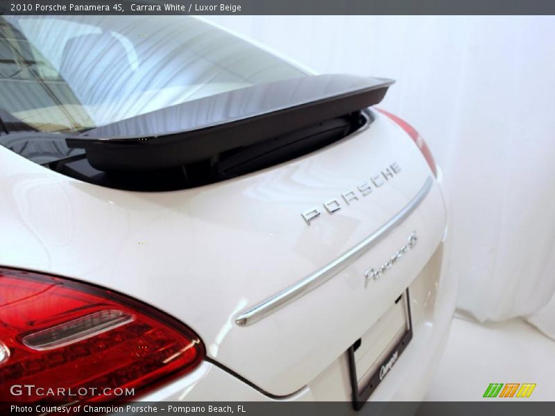 Carrara White / Luxor Beige 2010 Porsche Panamera 4S