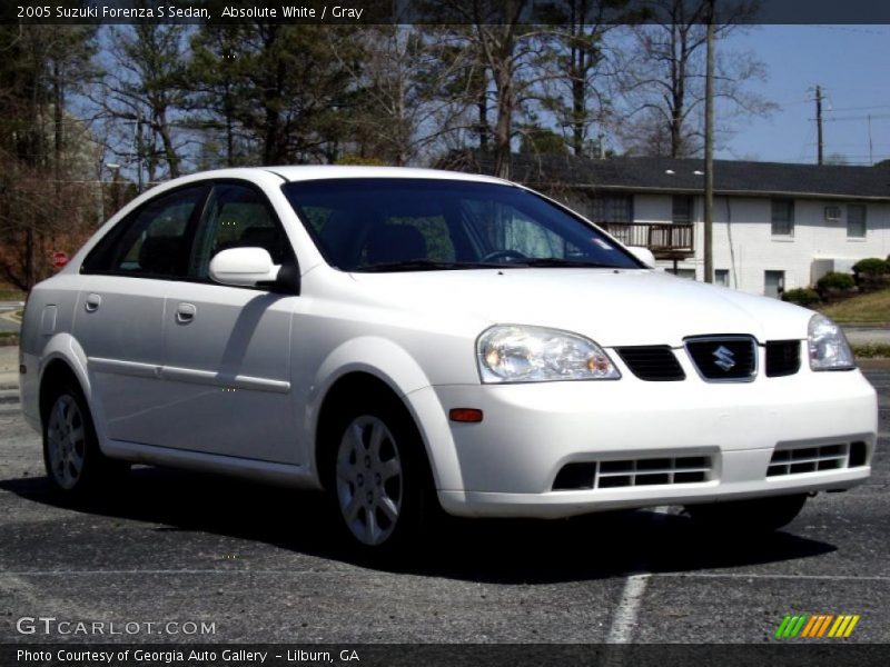 Absolute White / Gray 2005 Suzuki Forenza S Sedan