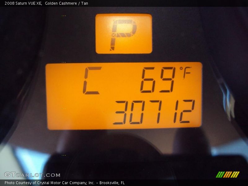 Golden Cashmere / Tan 2008 Saturn VUE XE