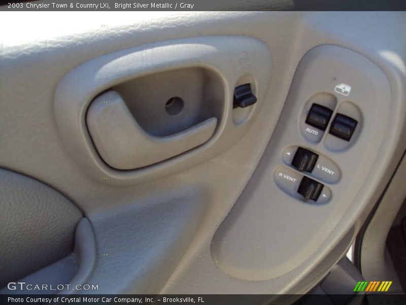 Bright Silver Metallic / Gray 2003 Chrysler Town & Country LXi