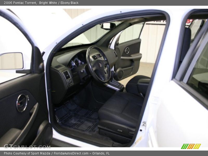 Bright White / Ebony Black 2006 Pontiac Torrent