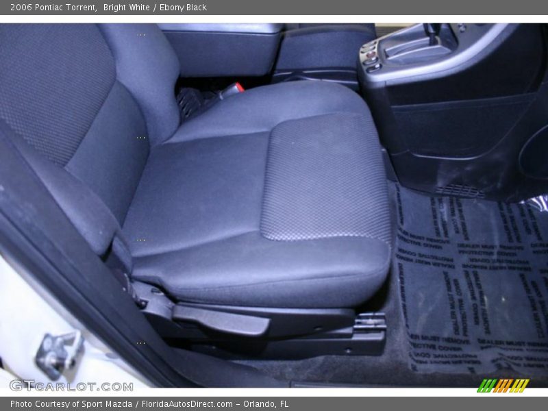 Bright White / Ebony Black 2006 Pontiac Torrent