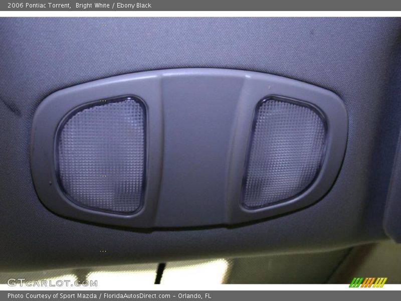 Bright White / Ebony Black 2006 Pontiac Torrent