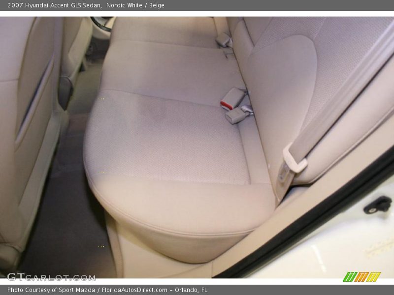 Nordic White / Beige 2007 Hyundai Accent GLS Sedan