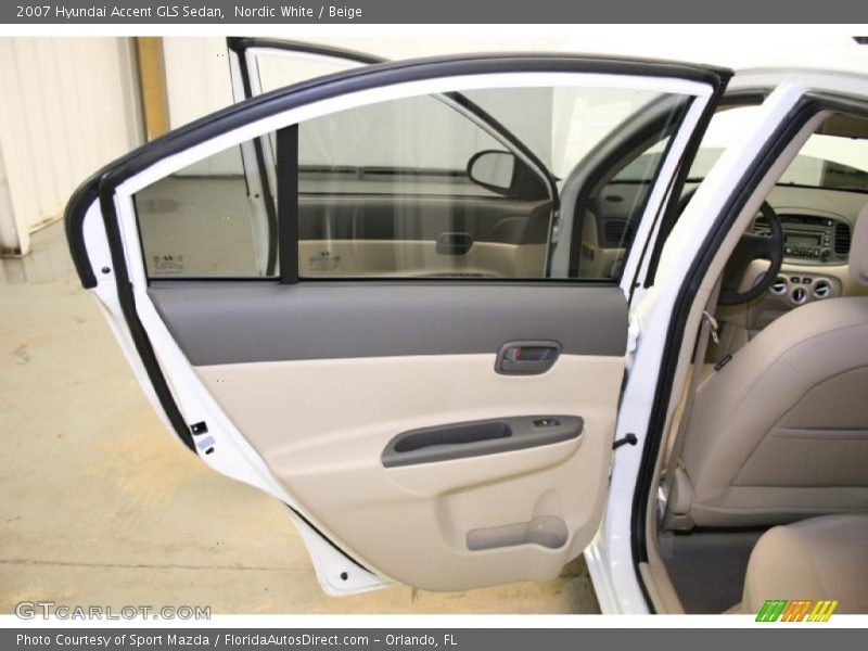 Nordic White / Beige 2007 Hyundai Accent GLS Sedan