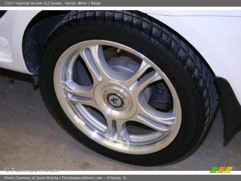 Nordic White / Beige 2007 Hyundai Accent GLS Sedan