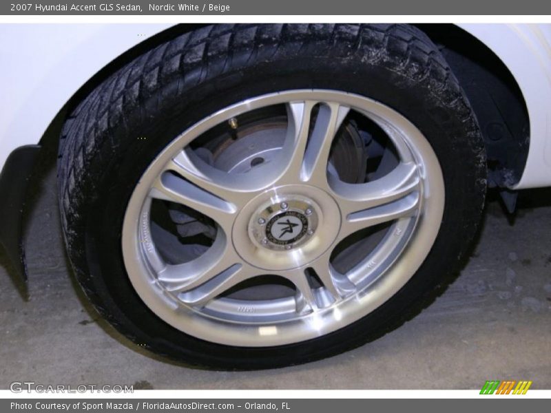 Nordic White / Beige 2007 Hyundai Accent GLS Sedan